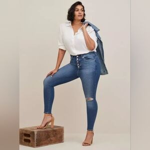 NWT Torrid Bombshell Stretch High-Rise Skinny Jeans 20 Distressed New